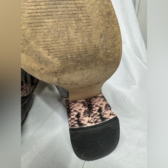 Steve Madden Jillian Mocha Multi Heeled Reptile Snake Print Brown Bootie Size 7 - Picture 11 of 13